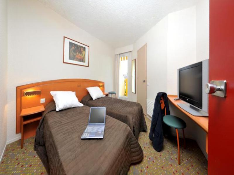 Ibis Budget Saint-Ouen-L'Aumone Exterior photo