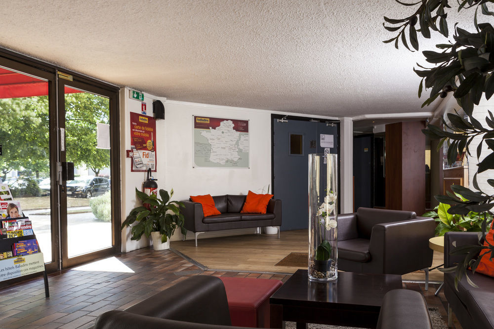 Ibis Budget Saint-Ouen-L'Aumone Exterior photo
