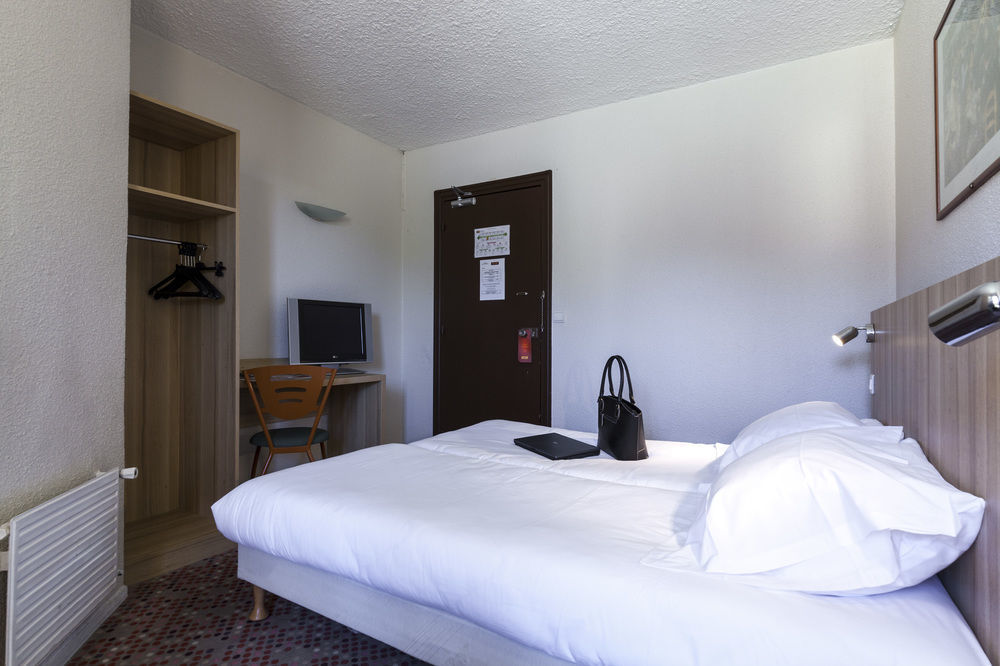 Ibis Budget Saint-Ouen-L'Aumone Exterior photo