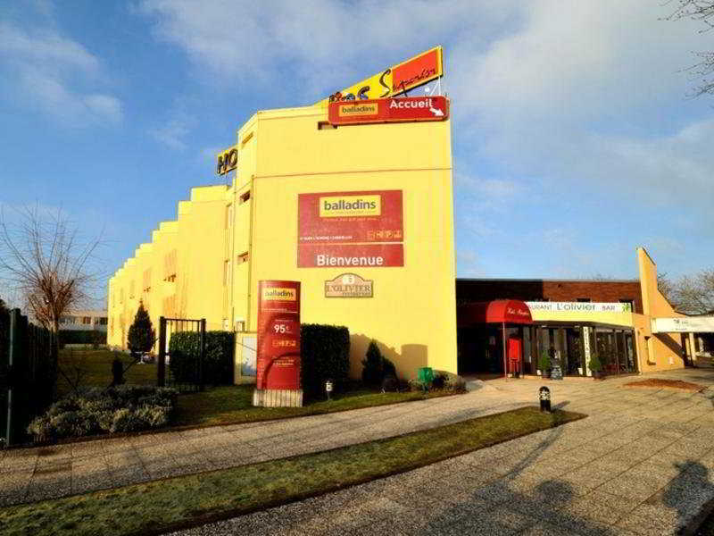 Ibis Budget Saint-Ouen-L'Aumone Exterior photo